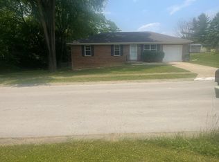 208 Saddle Dr, Charlestown, IN