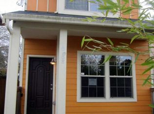 10008 19th Ave SW, Seattle, WA 98146