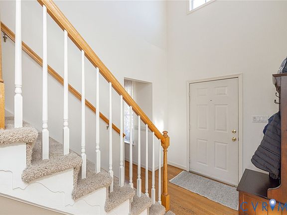 4th image of 10901 Brunson Way