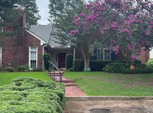 110 Woodland Ridge Dr, McComb, MS 39648