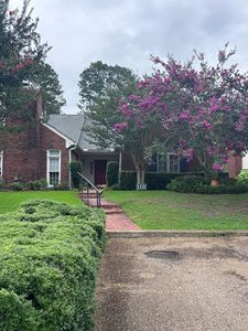 110 Woodland Ridge Dr, McComb, MS, 39648
