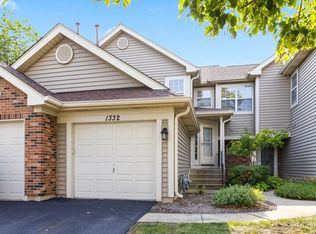 1332 Coldspring Rd, Carol Stream, IL 60188
