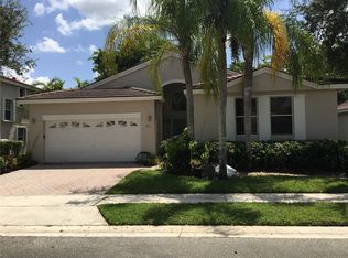 1611 Encino Cir, Pembroke Pines, FL 33027
