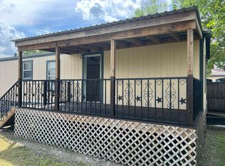 8107 Thompson Rd, Highlands, TX 77562