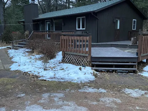 N1703 Patrick LANE, Waupaca, WI 54981