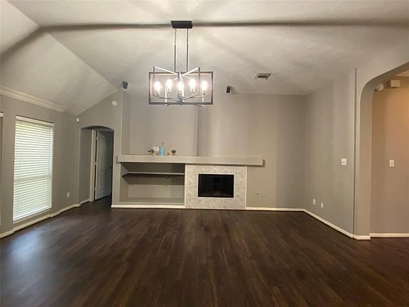 5th image of 3902 Dunlavy Dr