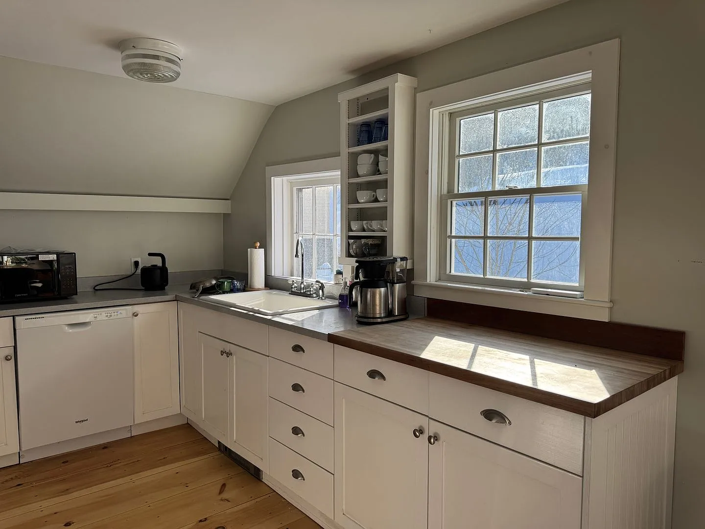 2 Bedroom in Woodstock — Photo 3