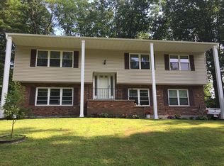 3 Davis Pl, Latham, NY 12110