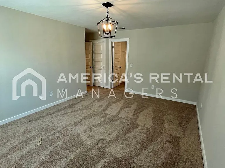294 Shiloh Creek Dr — Photo 16