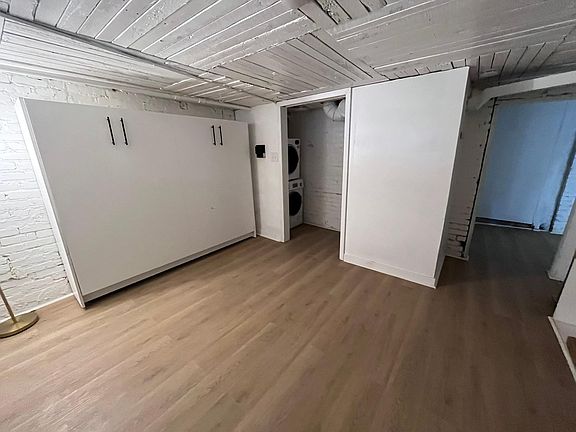 5th image of 1209 Pinehurst Pl