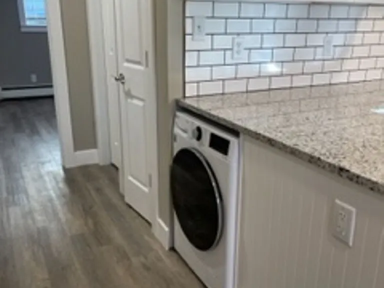 Newly Remodeled 1 Bedroom Apartment 1 Blk from Indiana University National Championship Team! — Photo 25