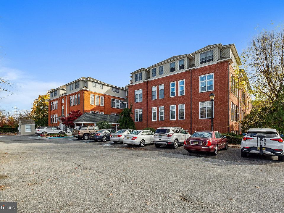 Silver Lake Academy House Condominiums Clayton, NJ Zillow
