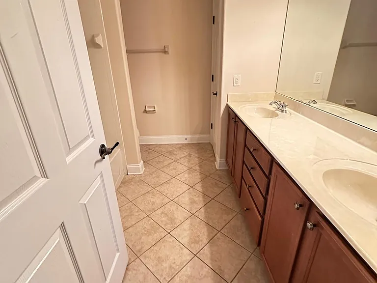 7161 Regina Way — Photo 13