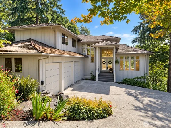 13032 204th Place SE, Issaquah, WA 98027