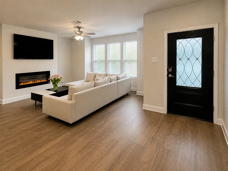 7849 Sunset Blvd — Photo 3