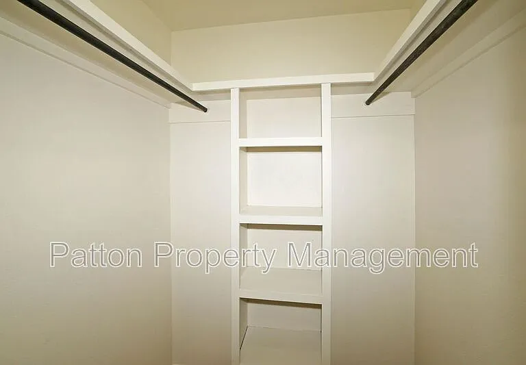 7902 Gerald Dr — Photo 22