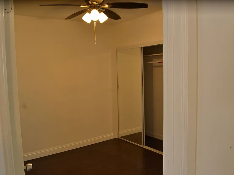 1190 N Kingsley Dr — Photo 7