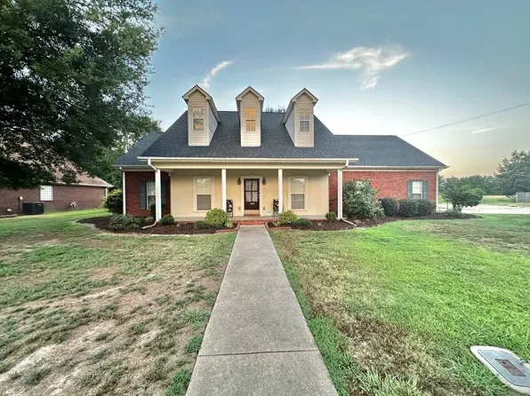 1300 S 5th Ave, Cleveland, MS 38732