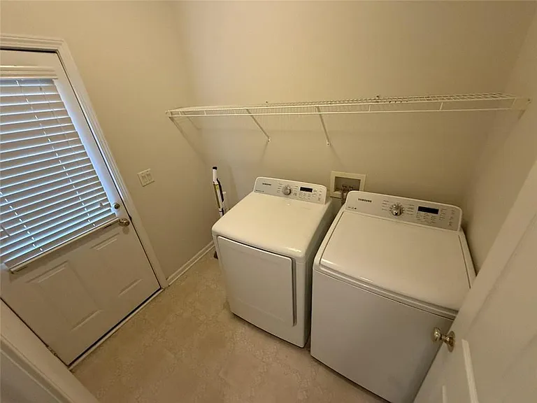5730 Devonshire Way — Photo 17