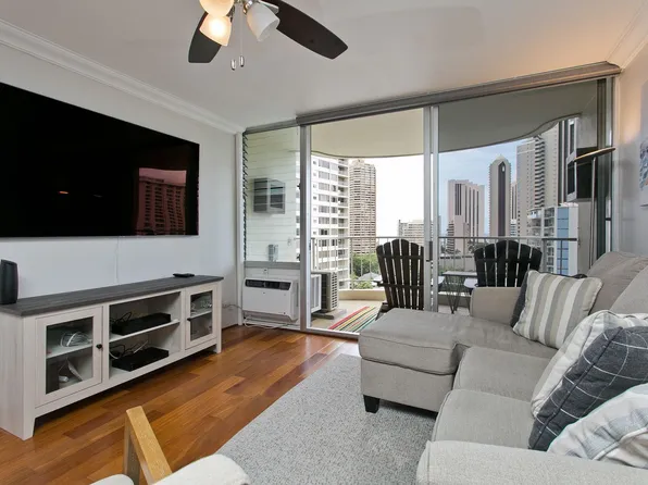 1717 Ala Wai Blvd, Honolulu, HI