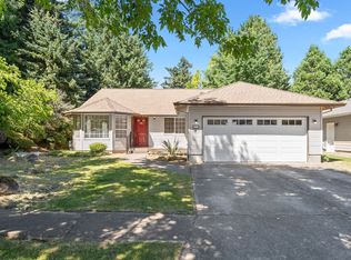725 SE 33rd St, Troutdale, OR 97060