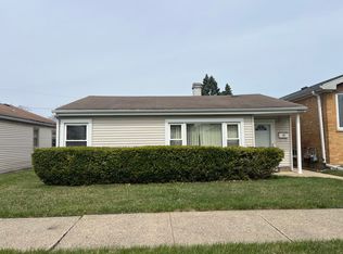 3009 Adams St, Bellwood, IL 60104