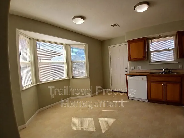 1100 N Noland Rd #D — Photo 5