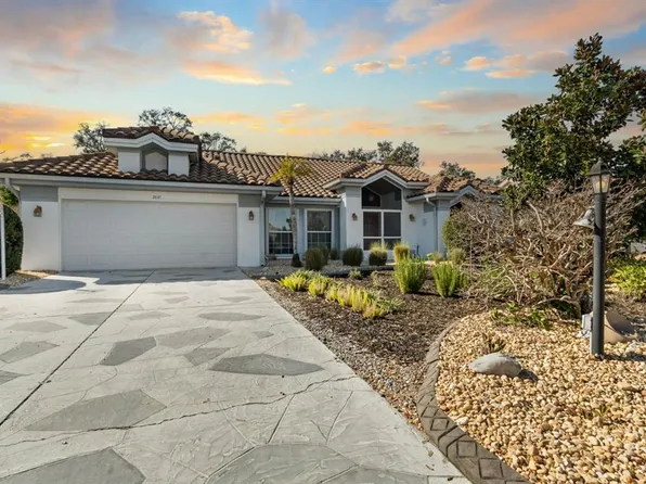 2021 Berry Roberts Dr, Sun City Center, FL 33573