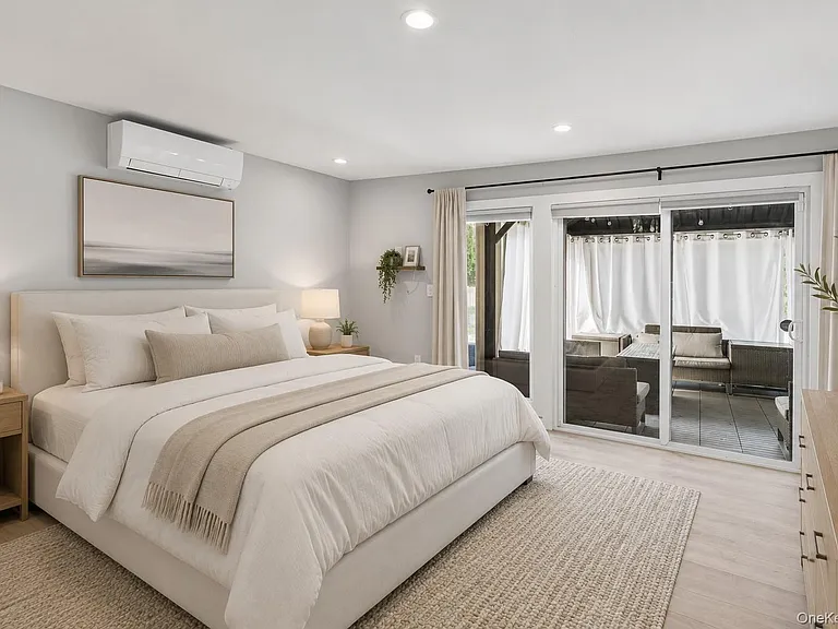 31 Sutton Hill Ln — Photo 31