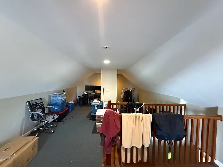 18 Pine St #1 — Photo 21