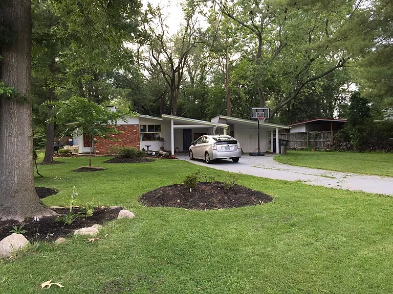 2904 Meadow View Rd — Photo 15