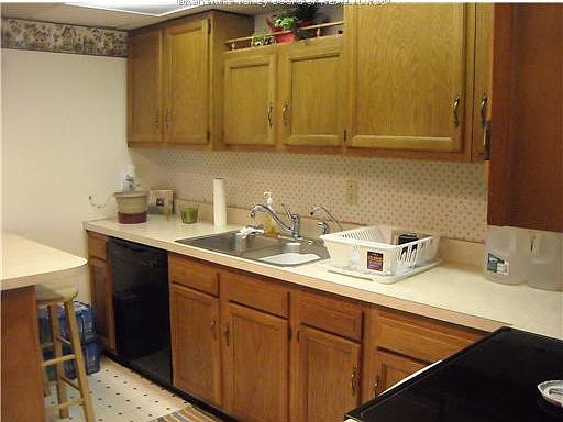 5th image of 716 N Hills Dr