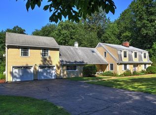 15 Old Zoar Rd, Monroe, CT 06468