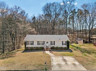 105 Mallard Creek Dr, Graham, NC 27253