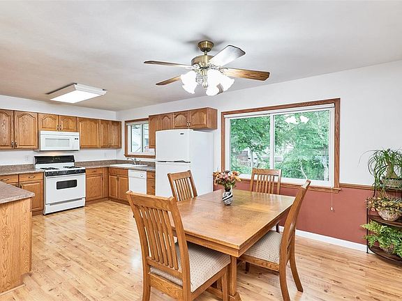 5th image of 12485 Dawn Hill Dr