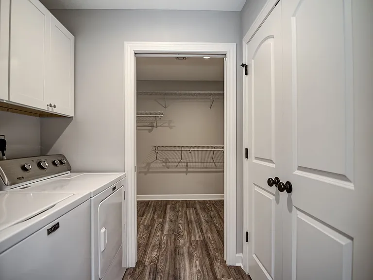1624B Gunston Dr — Photo 50