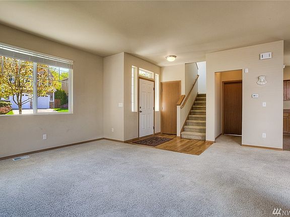 Welcoming Light-Filled Entry!
