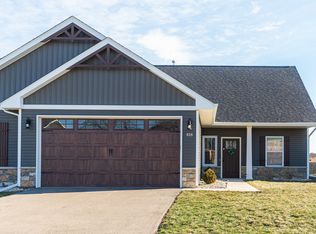 618 Anjali Ct #618, Sycamore, IL 60178