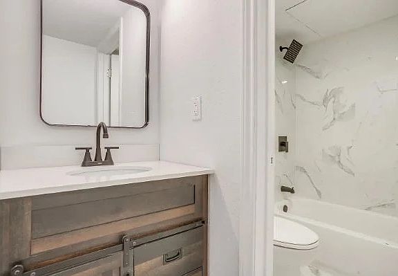 3rd image of 7900 Brookriver Dr #1113
