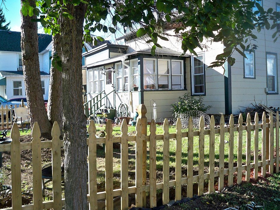 NEW fencing on corner lot home