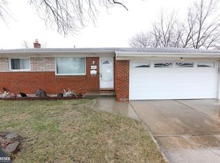13399 Pomona Dr, Sterling Heights, MI