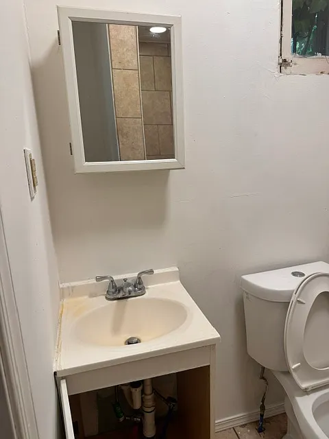 Studio, 200 sqft, $725 — Photo 2
