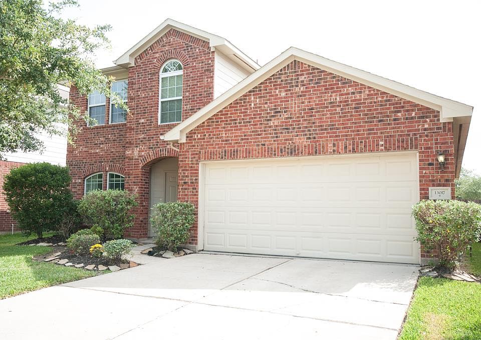 1st image of 13017 Meadow Springs Dr