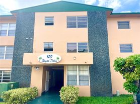 110 Royal Palm Rd