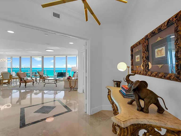 1455 Ocean Dr #909 — Photo 21
