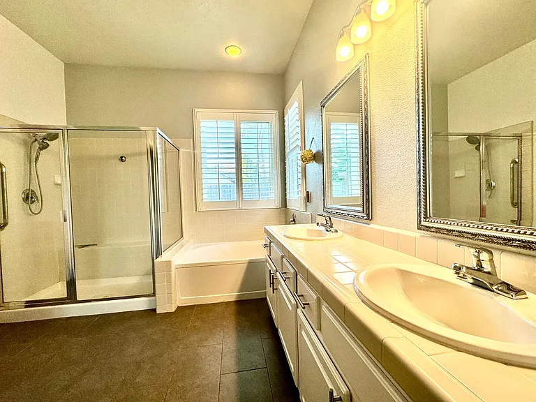 3550 Saint Lucia Pl — Photo 29