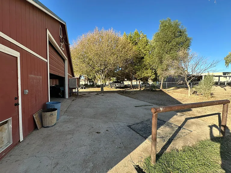 2025 Whipple Ave — Photo 21