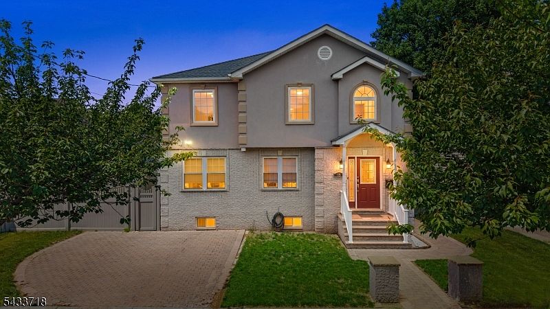 1st image of 13 Ogden Rd