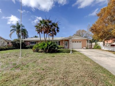 8586 Forsyth Dr, Seminole, FL, 33772