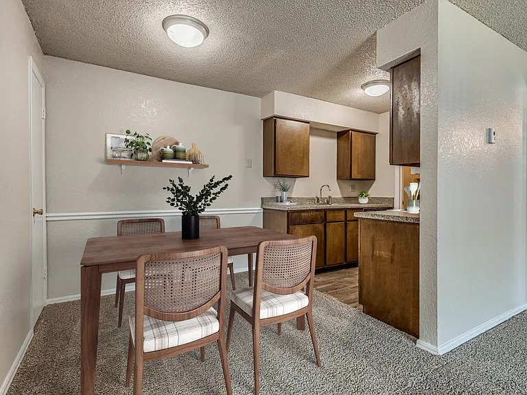 Two Bedroom B - 2 Bed / 2 Bath - 950 Sq.Ft.